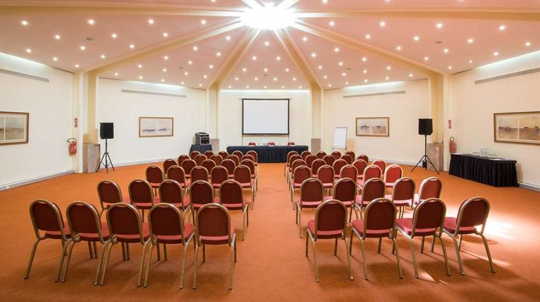 <b>Vila Gale Ampalius Meeting</b>. Images powered by <a href="https://iceportal.shijigroup.com/" title="IcePortal" target="_blank">IcePortal</a>.