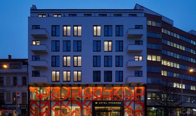Hotel Passage Exterior