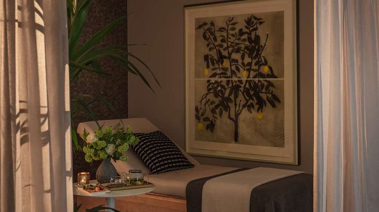 <b>Anantara The Marker Hotel Spa</b>. Images powered by <a href="https://iceportal.shijigroup.com/" title="IcePortal" target="_blank">IcePortal</a>.