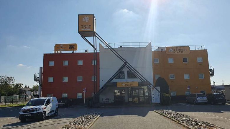 <b>Premiere Classe Valence Nord Exterior</b>. Images powered by <a href="https://iceportal.shijigroup.com/" title="IcePortal" target="_blank">IcePortal</a>.