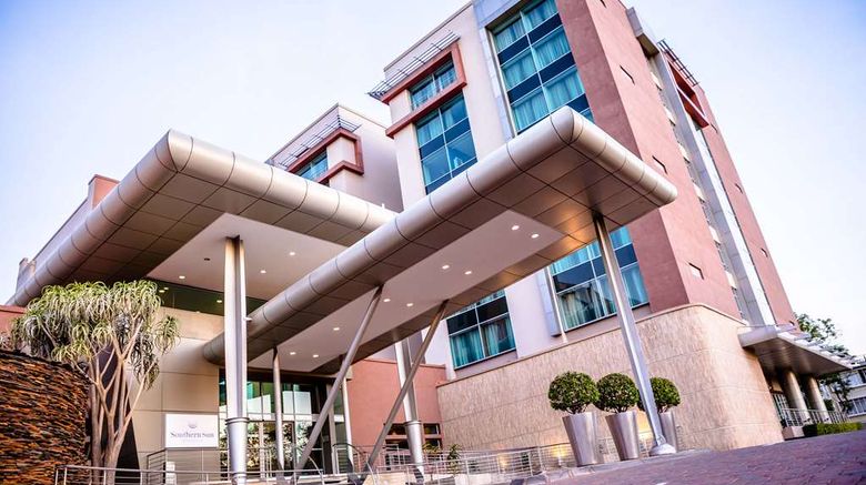 <b>Southern Sun Rosebank Exterior</b>. Images powered by <a href="https://iceportal.shijigroup.com/" title="IcePortal" target="_blank">IcePortal</a>.