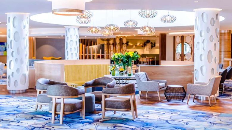 <b>Southern Sun Rosebank Lobby</b>. Images powered by <a href="https://iceportal.shijigroup.com/" title="IcePortal" target="_blank">IcePortal</a>.
