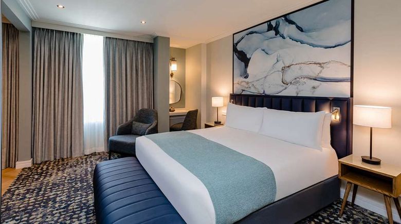 <b>Southern Sun Rosebank Suite</b>. Images powered by <a href="https://iceportal.shijigroup.com/" title="IcePortal" target="_blank">IcePortal</a>.