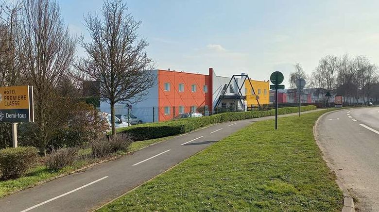 <b>Premiere Classe Arras Est Exterior</b>. Images powered by <a href="https://iceportal.shijigroup.com/" title="IcePortal" target="_blank">IcePortal</a>.
