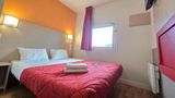 Premiere Classe Troyes Parc St Thibaault Room