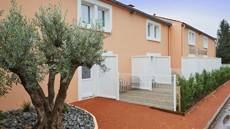 <b>Kyriad Hotel Lyon Bron Exterior</b>. Images powered by <a href="https://iceportal.shijigroup.com/" title="IcePortal" target="_blank">IcePortal</a>.
