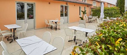 Kyriad Hotel Lyon Bron Exterior