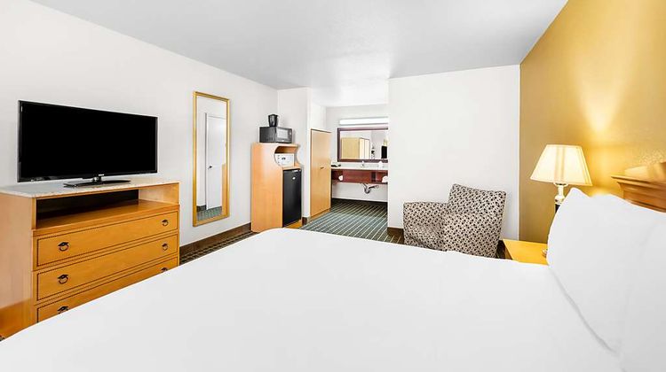 SureStay Plus by BW San Jose Cntrl City Room