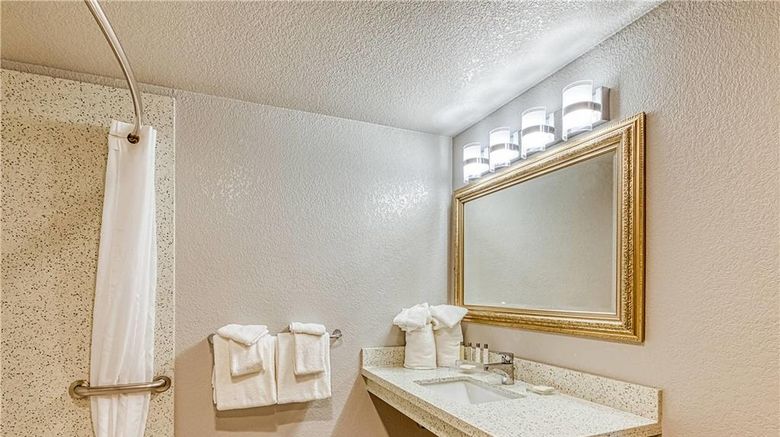 <b>Amanzi Hotel, Ascend Hotel Collection Room</b>. Images powered by <a href="https://iceportal.shijigroup.com/" title="IcePortal" target="_blank">IcePortal</a>.