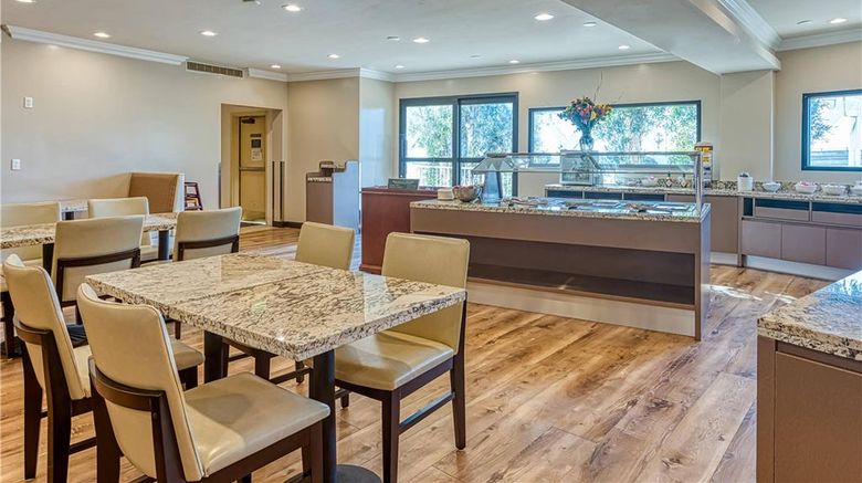 <b>Amanzi Hotel, Ascend Hotel Collection Restaurant</b>. Images powered by <a href="https://iceportal.shijigroup.com/" title="IcePortal" target="_blank">IcePortal</a>.