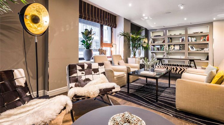 Hotel Fabian Lobby