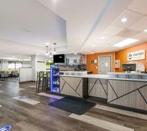 Clarion Greensboro Airport Hotel Lobby