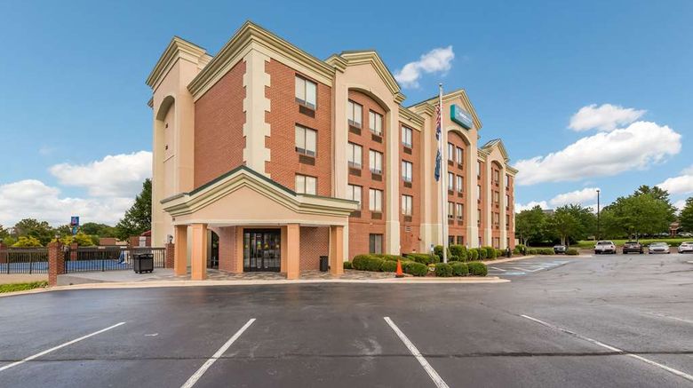 <b>Clarion Greensboro Airport Hotel Exterior</b>. Images powered by <a href="https://iceportal.shijigroup.com/" title="IcePortal" target="_blank">IcePortal</a>.