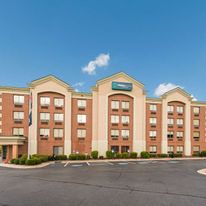 Clarion Greensboro Airport Hotel