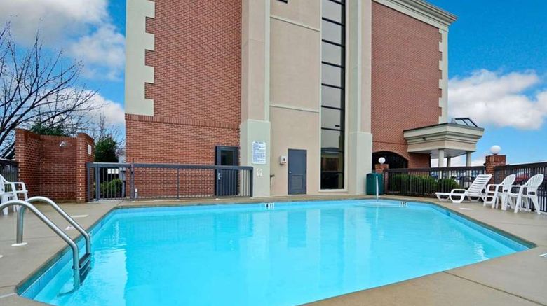 <b>Clarion Greensboro Airport Hotel Pool</b>. Images powered by <a href="https://iceportal.shijigroup.com/" title="IcePortal" target="_blank">IcePortal</a>.