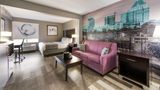 Clarion Greensboro Airport Hotel Suite