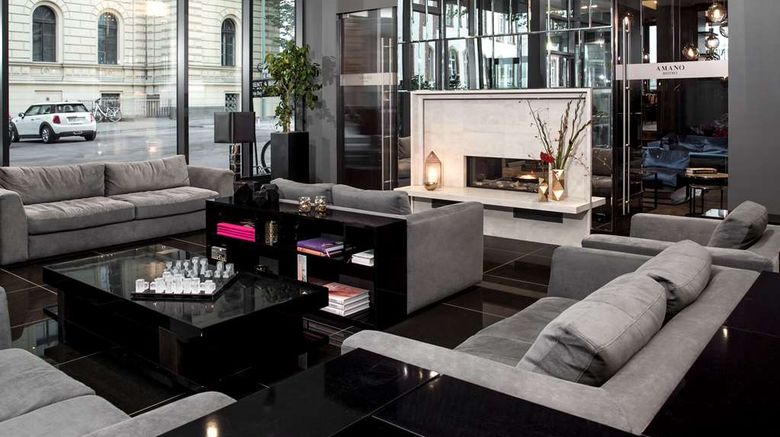 <b>Hotel Amano Grand Central Berlin Lobby</b>. Images powered by <a href="https://iceportal.shijigroup.com/" title="IcePortal" target="_blank">IcePortal</a>.