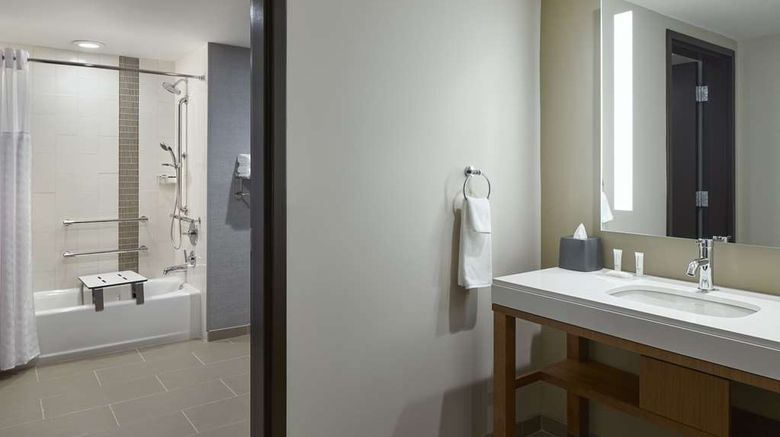 <b>Hyatt Place Evansville Room</b>. Images powered by <a href="https://iceportal.shijigroup.com/" title="IcePortal" target="_blank">IcePortal</a>.