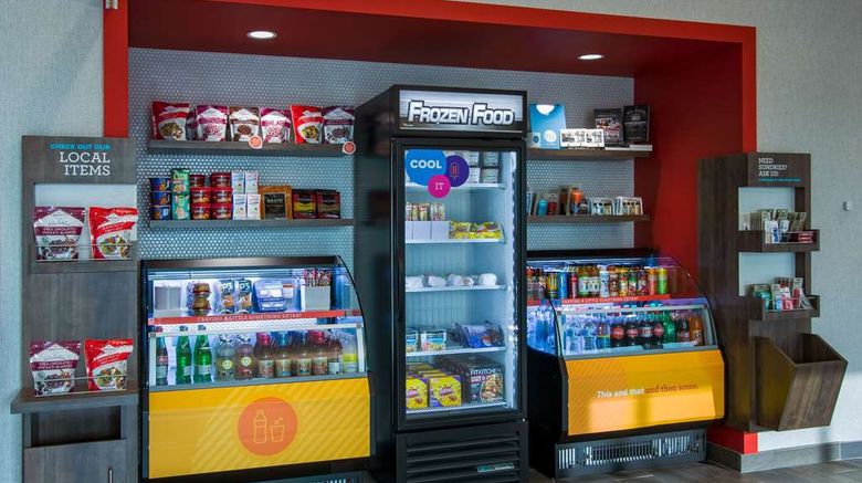 <b>Tru by Hilton Grove City Columbus Restaurant</b>. Images powered by <a href="https://iceportal.shijigroup.com/" title="IcePortal" target="_blank">IcePortal</a>.
