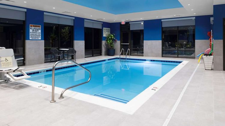 Hampton Inn & Suites Avon Indianapolis Pool