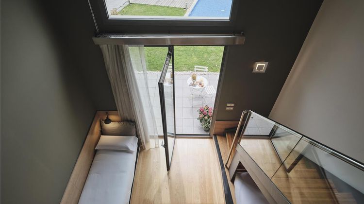 QGAT Valles Room