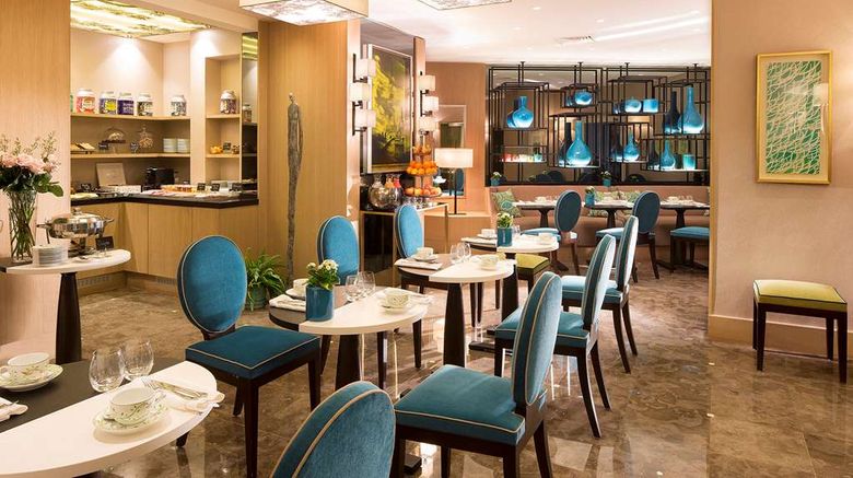 <b>Balmoral Hotel Restaurant</b>. Images powered by <a href="https://iceportal.shijigroup.com/" title="IcePortal" target="_blank">IcePortal</a>.