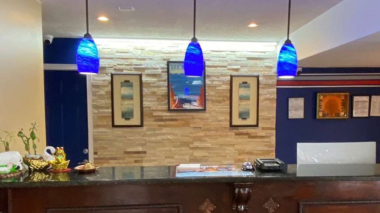 <b>Travelodge by Wyndham Jackson North Lobby</b>. Images powered by <a href="https://iceportal.shijigroup.com/" title="IcePortal" target="_blank">IcePortal</a>.