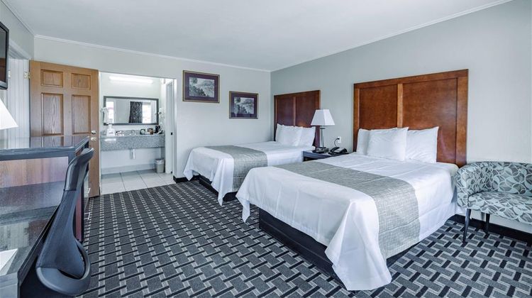 Travelodge by Wyndham Jackson North Room