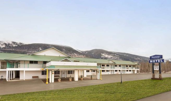 Travelodge by Wyndham McBride Exterior