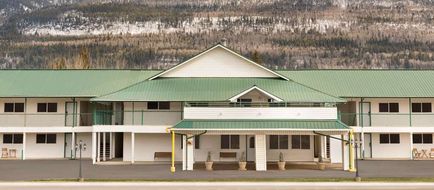 Travelodge by Wyndham McBride Exterior