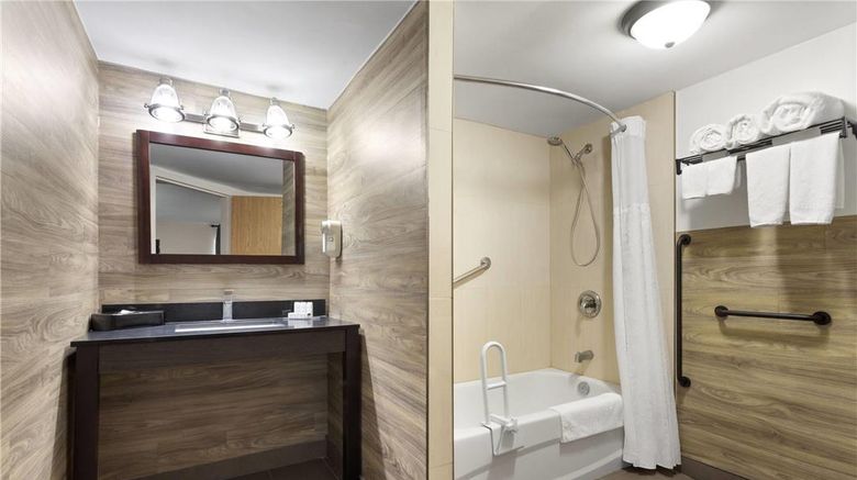 <b>Travelodge by Wyndham Lindsay Room</b>. Images powered by <a href="https://iceportal.shijigroup.com/" title="IcePortal" target="_blank">IcePortal</a>.