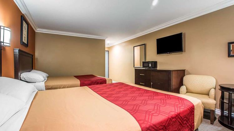 Baymont by Wyndham Ontario Room