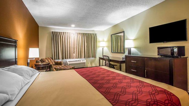 Baymont by Wyndham Ontario Room