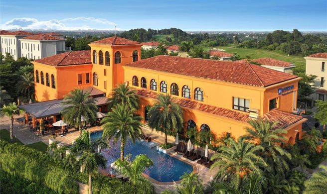 Wyndham Sky Lake Resort and Villas Exterior