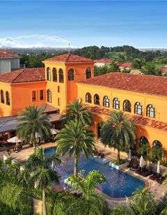 Wyndham Sky Lake Resort and Villas