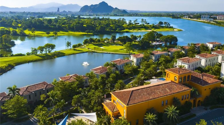 <b>Wyndham Sky Lake Resort and Villas Exterior</b>. Images powered by <a href="https://iceportal.shijigroup.com/" title="IcePortal" target="_blank">IcePortal</a>.