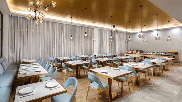 Microtel by Wyndham Hangzhou Restaurant