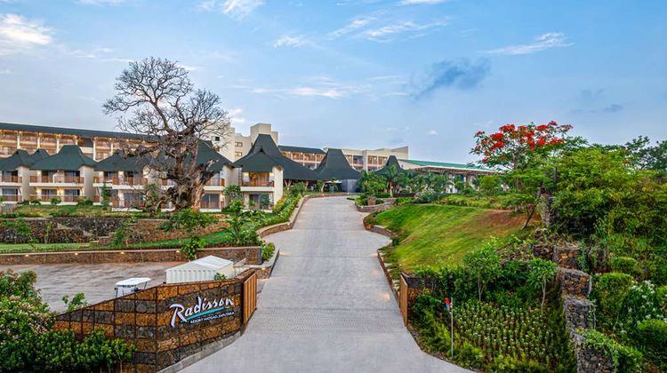 Radisson Resort Hatgad Saputara Exterior