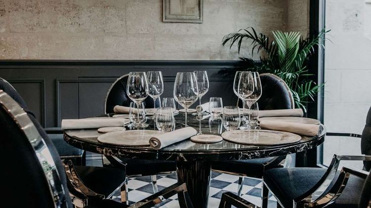 Le Palais Gallien Hotel Restaurant