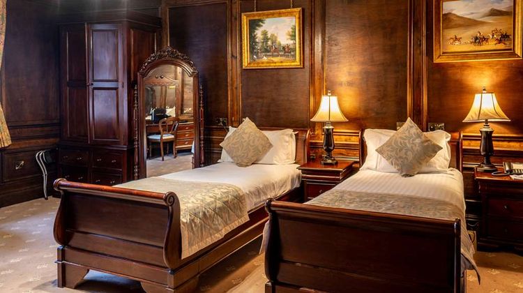 Castle Bromwich Hall Hotel, BW Signature Room