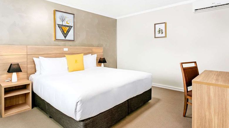 <b>Quality Inn Sunshine Haberfield Room</b>. Images powered by <a href="https://iceportal.shijigroup.com/" title="IcePortal" target="_blank">IcePortal</a>.