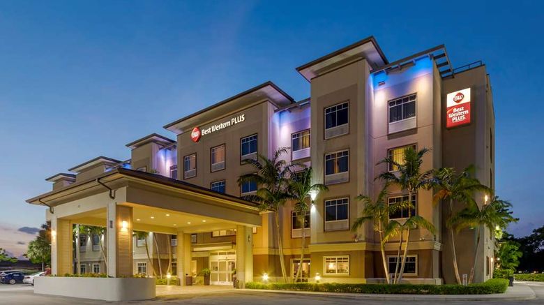 Best Western Plus Miami Apt North Exterior. Images powered by <a href="https://iceportal.shijigroup.com" target="_blank" rel="noopener">Ice Portal</a>.