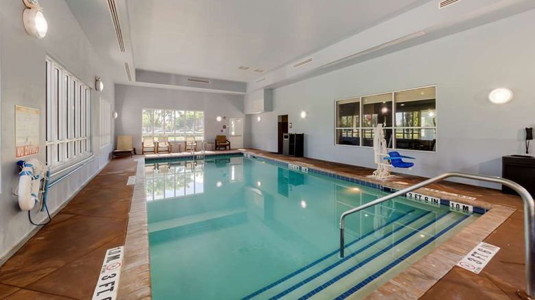 <b>Best Western Plus Miami Apt North Pool</b>. Images powered by <a href="https://iceportal.shijigroup.com/" title="IcePortal" target="_blank">IcePortal</a>.
