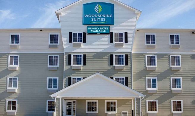 WoodSpring Suites Washington DC Andrews Exterior