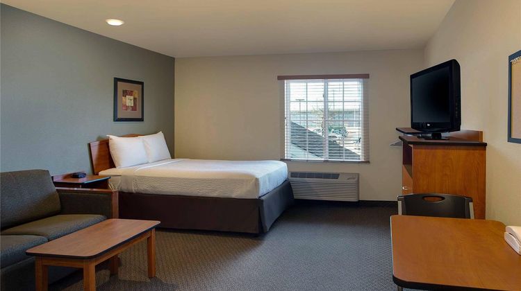 WoodSpring Suites Washington DC Andrews Room