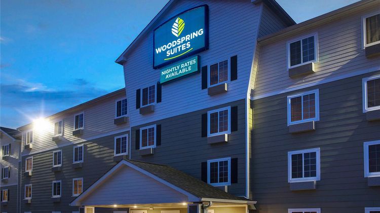 WoodSpring Suites Washington DC Andrews Exterior