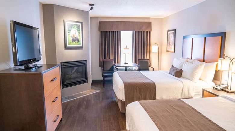 <b>Pocaterra Inn & Waterslide Room</b>. Images powered by <a href="https://iceportal.shijigroup.com/" title="IcePortal" target="_blank">IcePortal</a>.