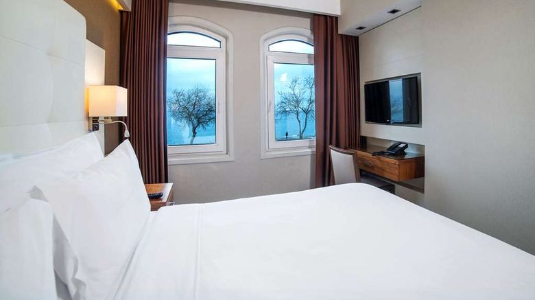 <b>Radisson Hotel Istanbul Sultanahmet Room</b>. Images powered by <a href="https://iceportal.shijigroup.com/" title="IcePortal" target="_blank">IcePortal</a>.