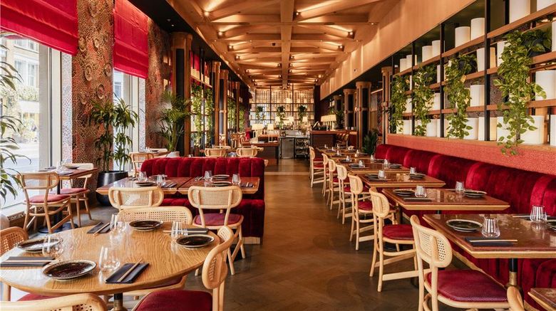 <b>Hart Shoreditch Hotel, Curio Collection Restaurant</b>. Images powered by <a href="https://iceportal.shijigroup.com/" title="IcePortal" target="_blank">IcePortal</a>.