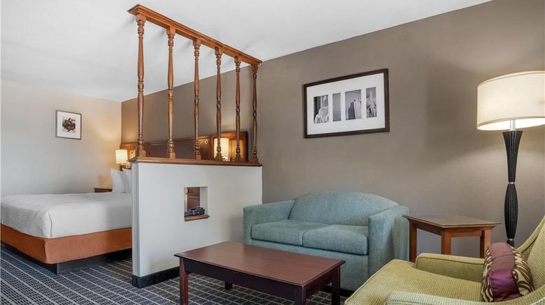 <b>SureStay Plus Hotel by BW Greenwood Room</b>. Images powered by <a href="https://iceportal.shijigroup.com/" title="IcePortal" target="_blank">IcePortal</a>.